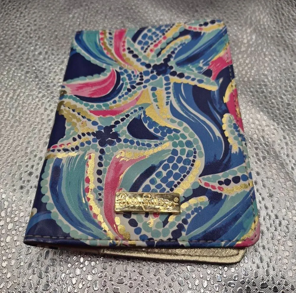 Lilly Pulitzer passport case